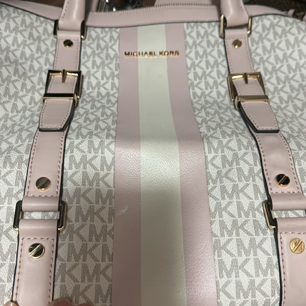 Michael Kors Cream and Pink Travel Bag - Picture 5 of 5